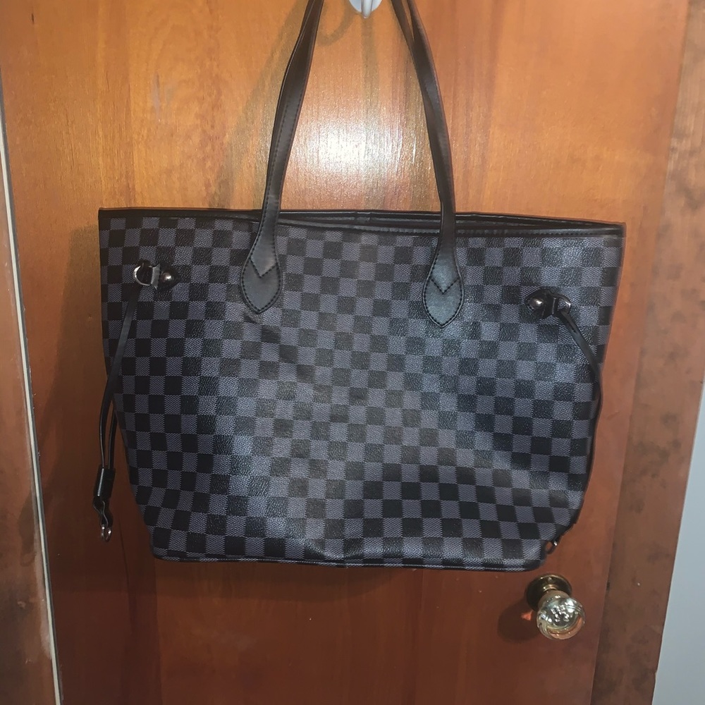 Daisy rose Louis monogram bag